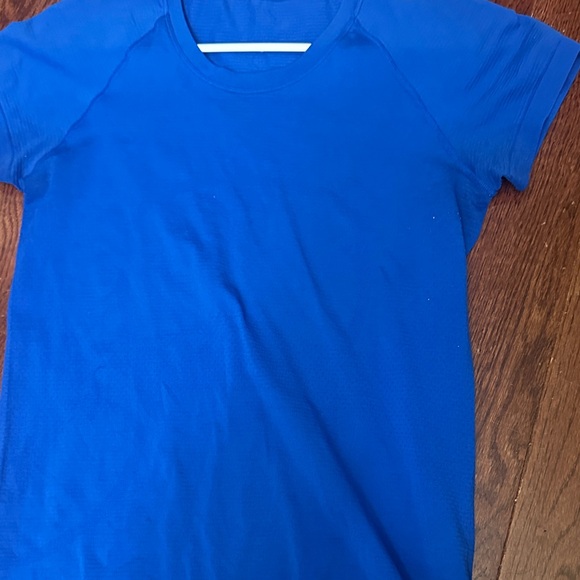 Lululemon blue swiftly tech t-shirt - Picture 1 of 4